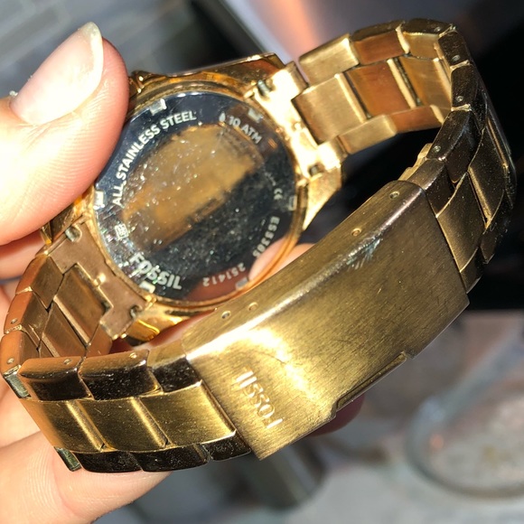 Fossil watch with gold band and turquoise face - Picture 4 of 4